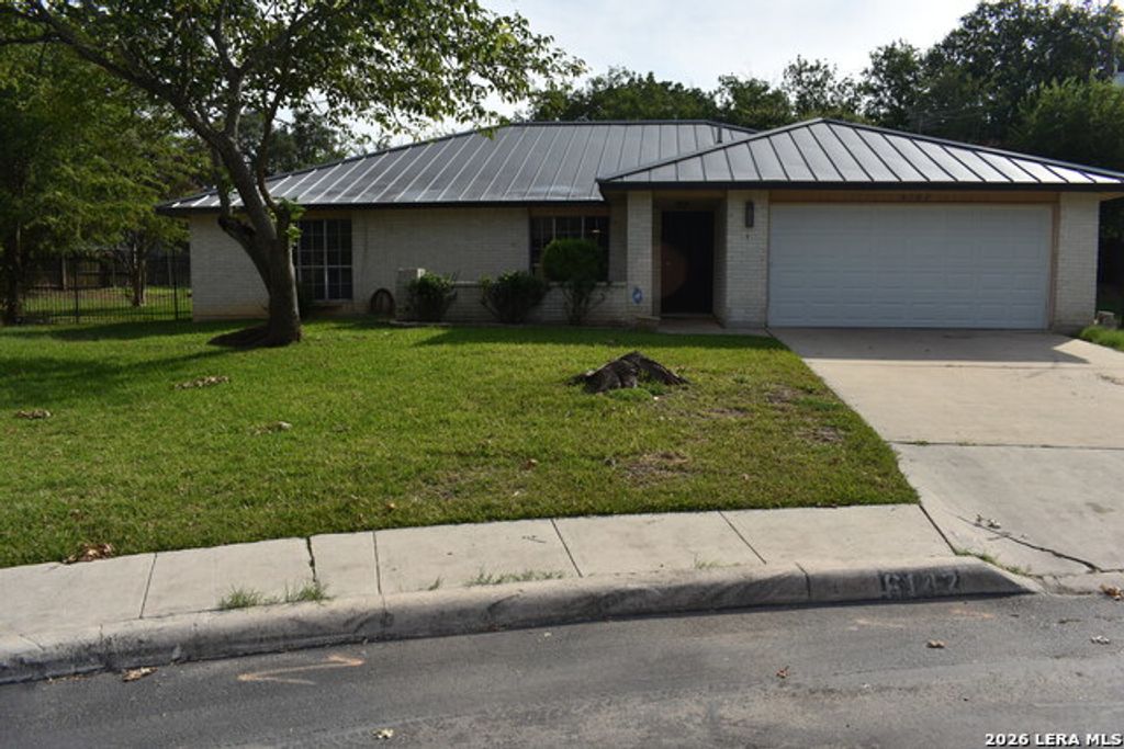 6142 Lyngrove St, San Antonio