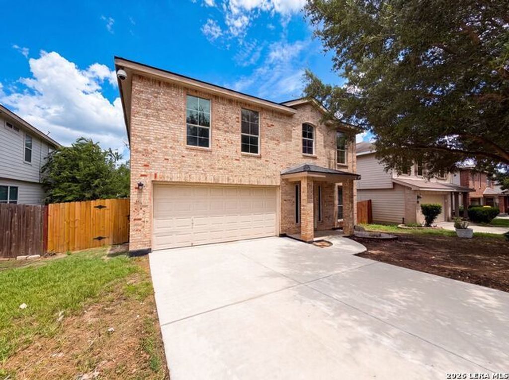 10602 Springwood Sq, Universal City