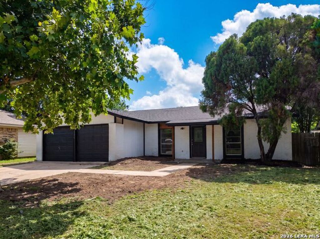 2906 Keslake St, San Antonio