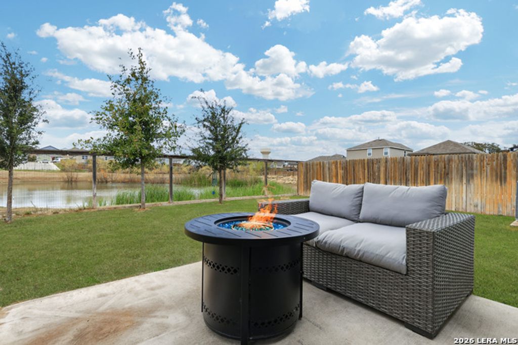13225 Hagerd Loop, St Hedwig