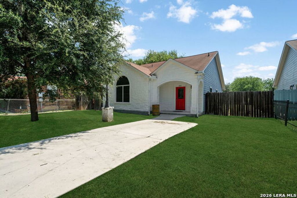 222 Tesla Dr, San Antonio