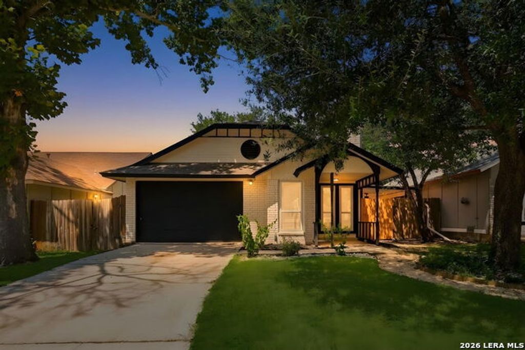 3309 Stoney Sq, San Antonio