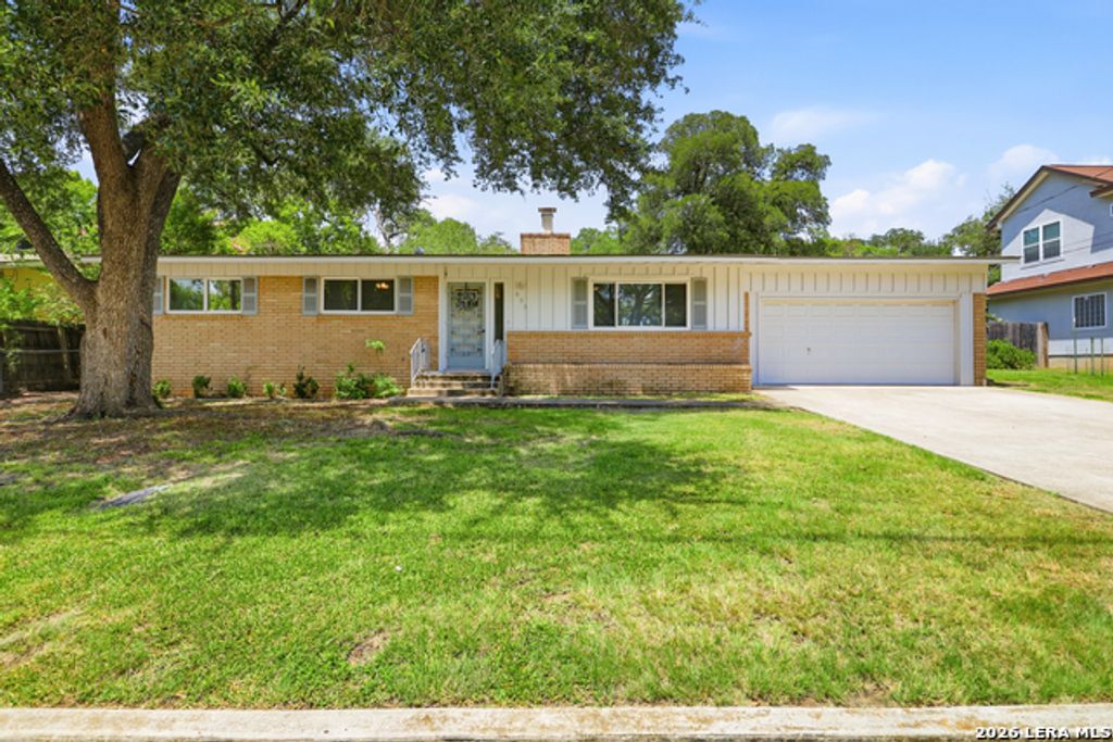 633 Lockener Avenue, New Braunfels