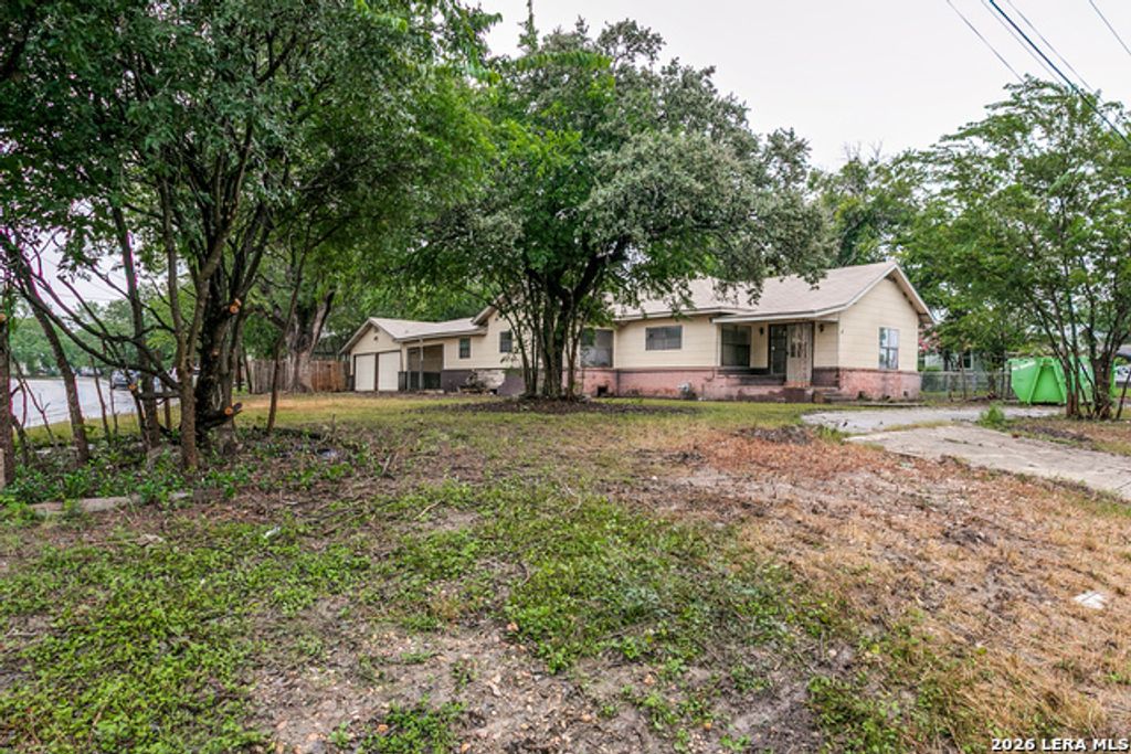 12703 Middle Ln, San Antonio