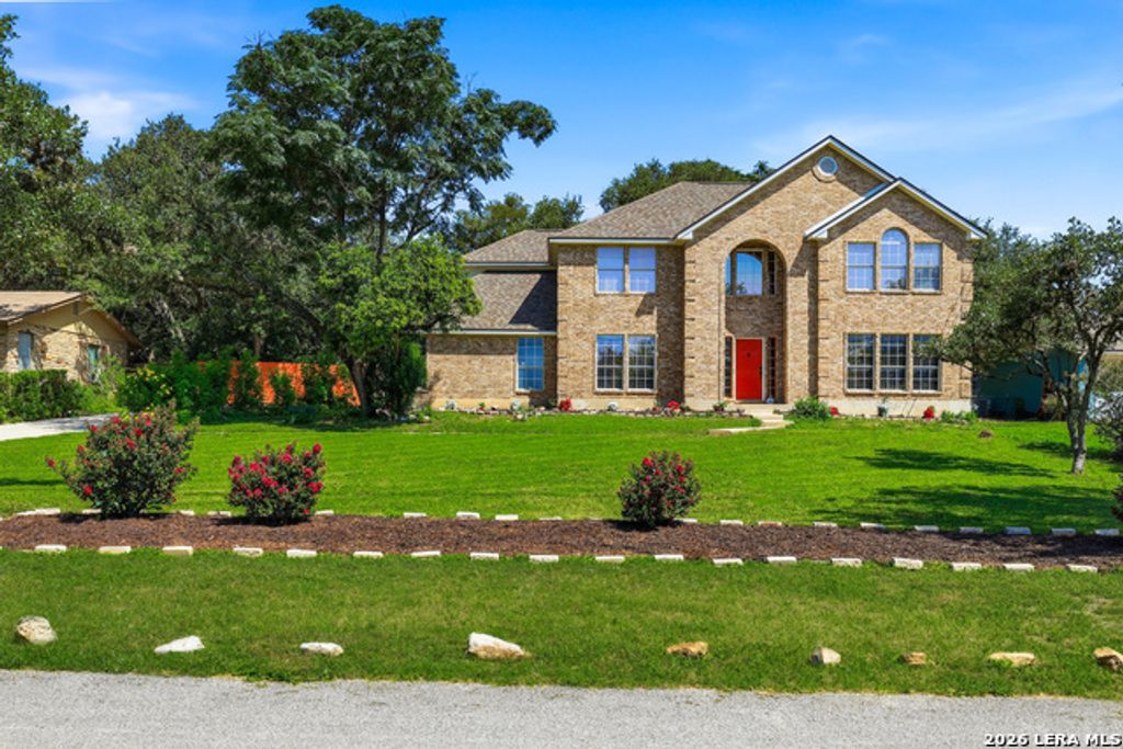 7443 Shady Hollow Ln, San Antonio