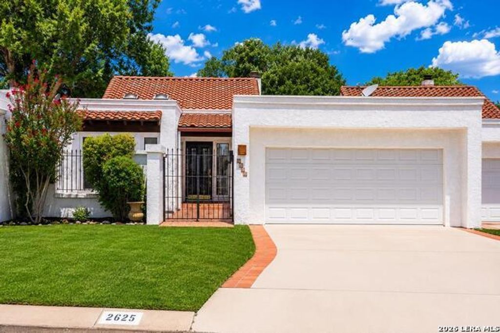 2625 Calle Del Robles, Kerrville
