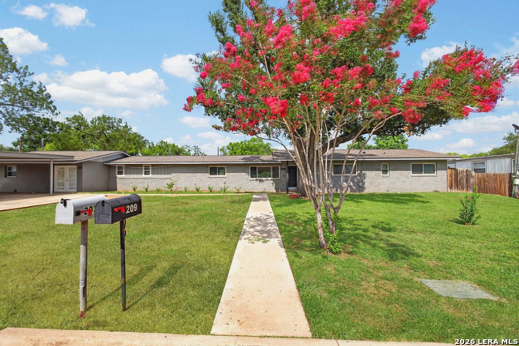 209 Greenlawn Ave, Pleasanton
