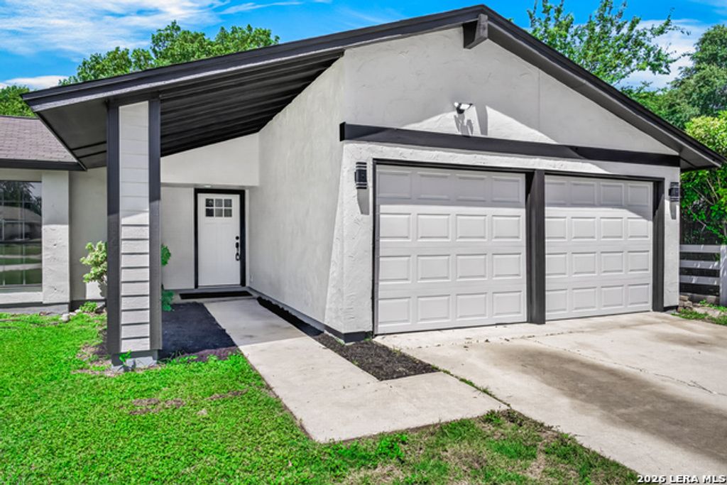 7530 Pipers Way, San Antonio
