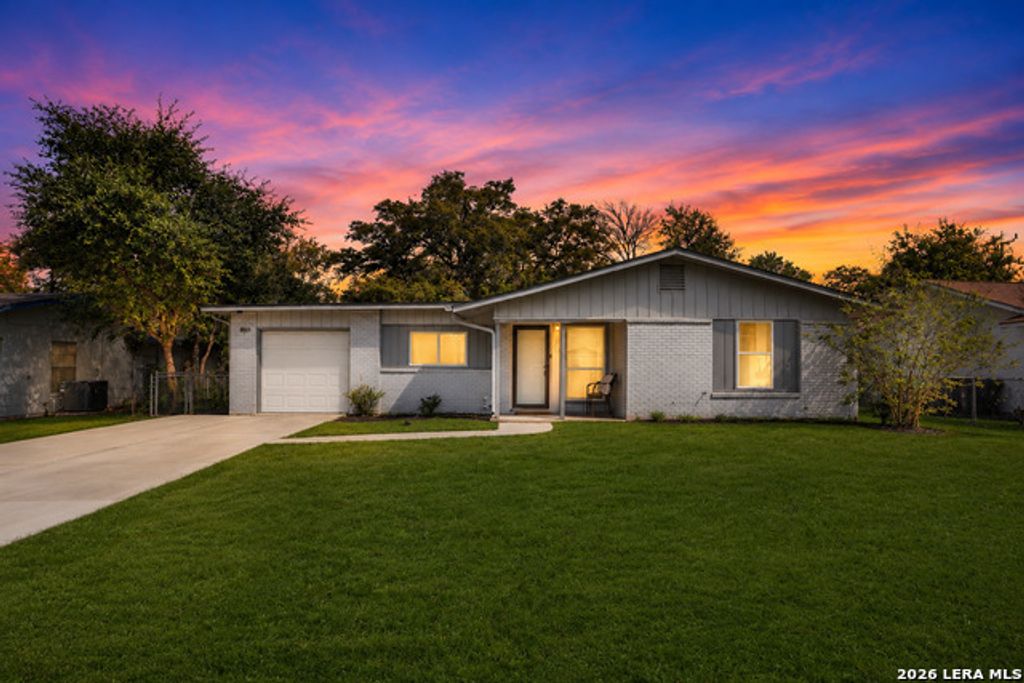 6243 Flint Rock Dr, San Antonio