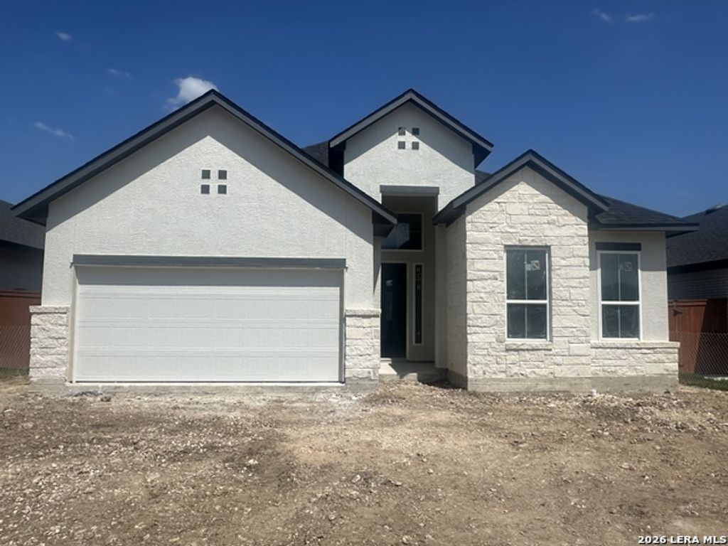 9510 Luke Path, San Antonio