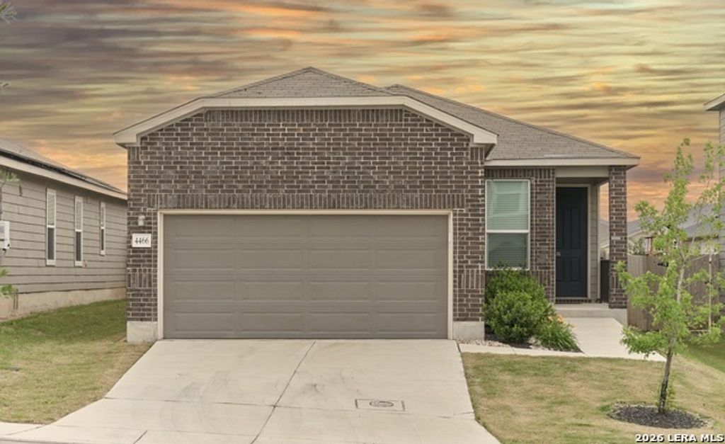 4466 Tivoli Dr, Converse