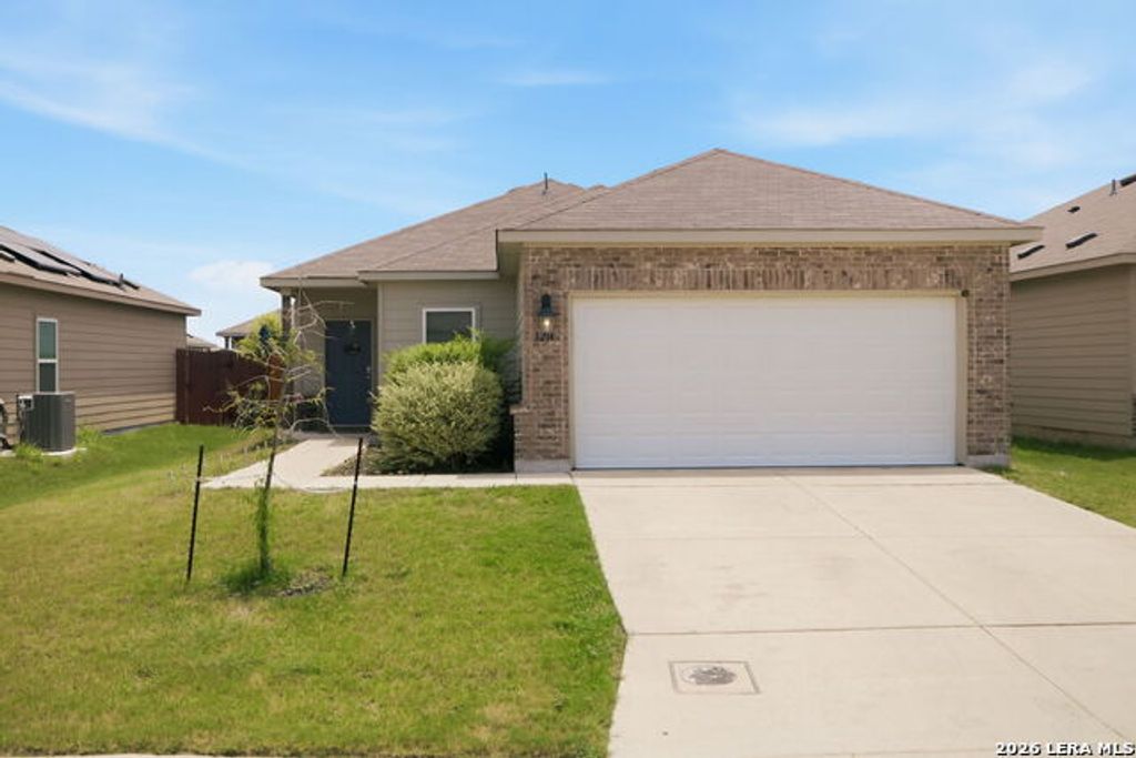 3214 Farm Oak, San Antonio