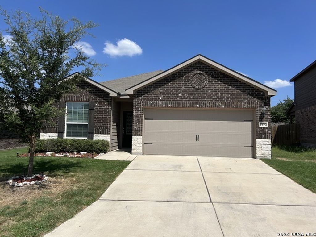 7970 Cactus Plum Dr, San Antonio