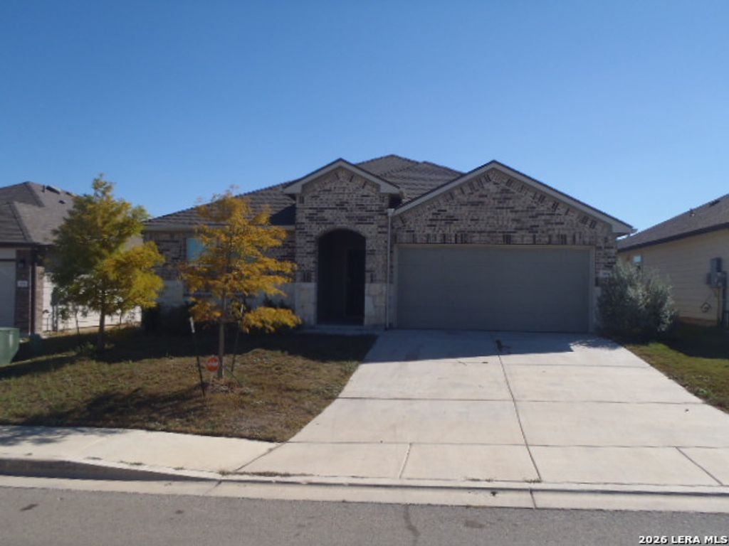 804 Pronghorn Trl, Seguin