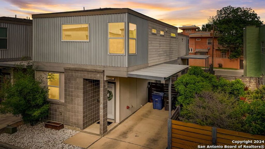 142 E Myrtle Street, San Antonio