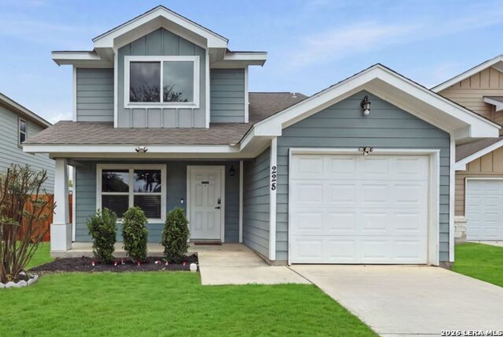 228 Mar Hill St, Seguin