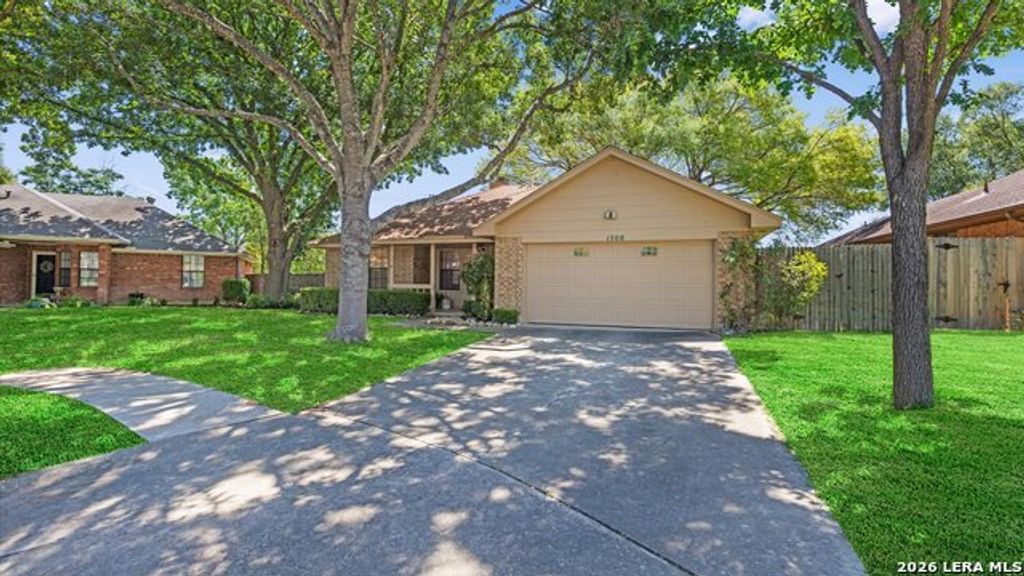 1508 Greenwood, Schertz