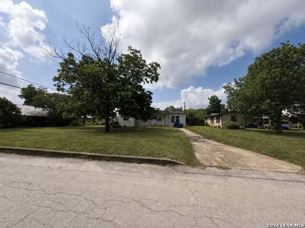 3138 Linn Rd, San Antonio