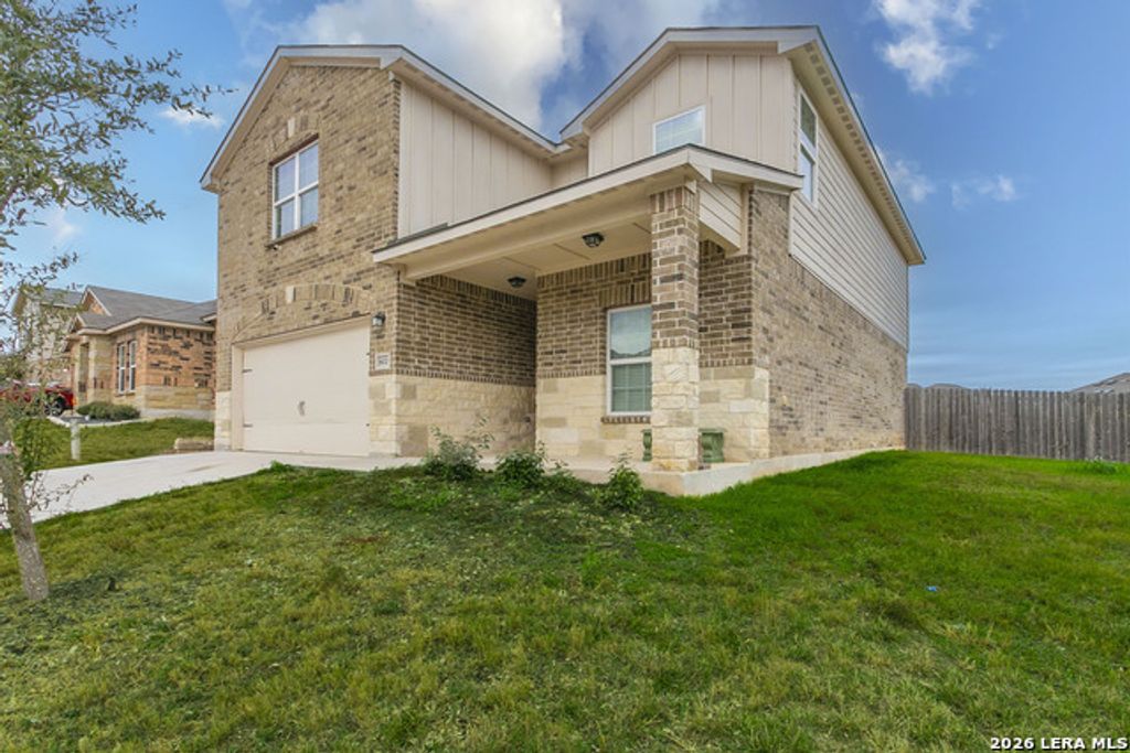8025 Bluewater Cove, San Antonio