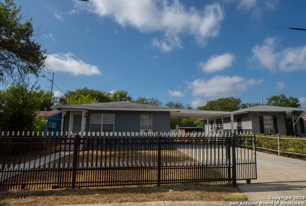 110 Jay Williams Street, San Antonio