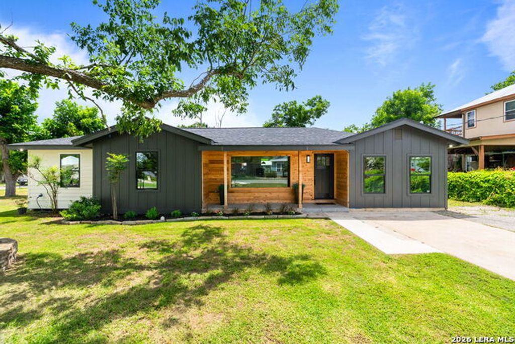 547 N Central Ave, New Braunfels