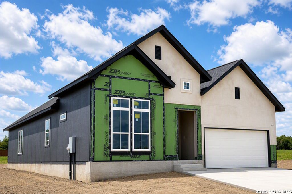 123 Carlton Cove, Mico