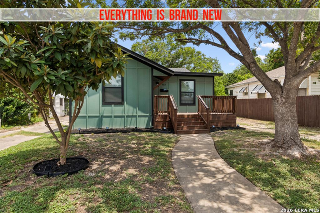 923 Chicago Blvd, San Antonio