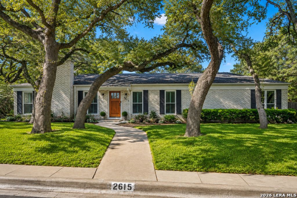 2615 Whisper Hill Street, San Antonio