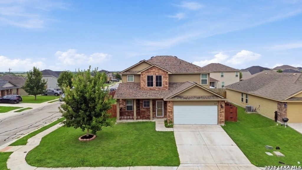 1649 W Nolte Farms, Seguin