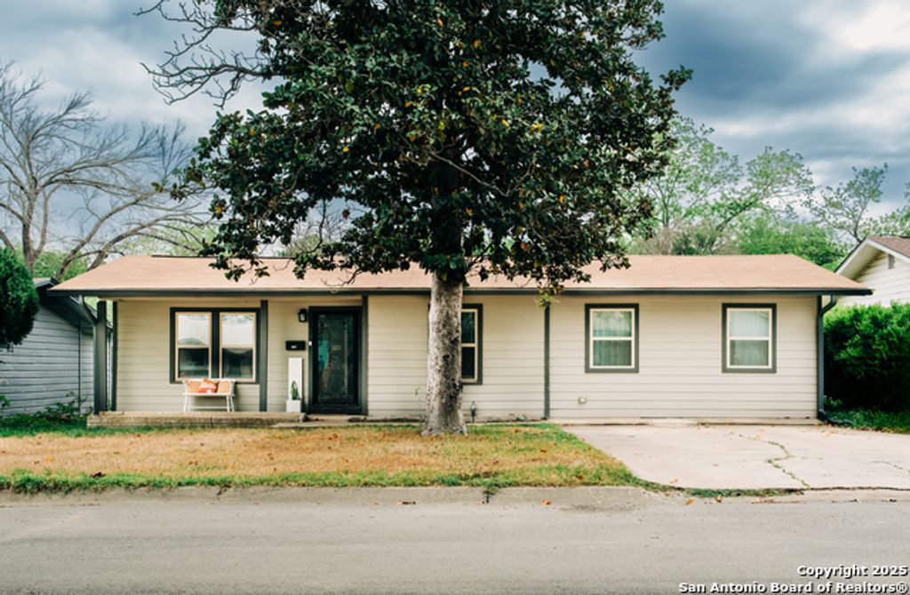 607 Leland, Kerrville