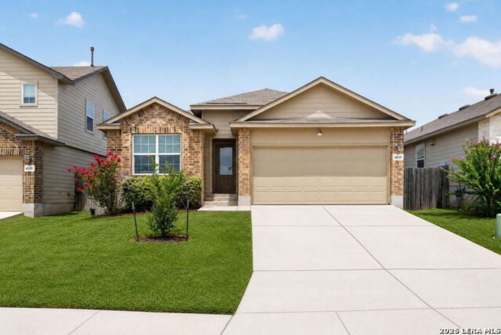 6535 Encore Oaks, San Antonio