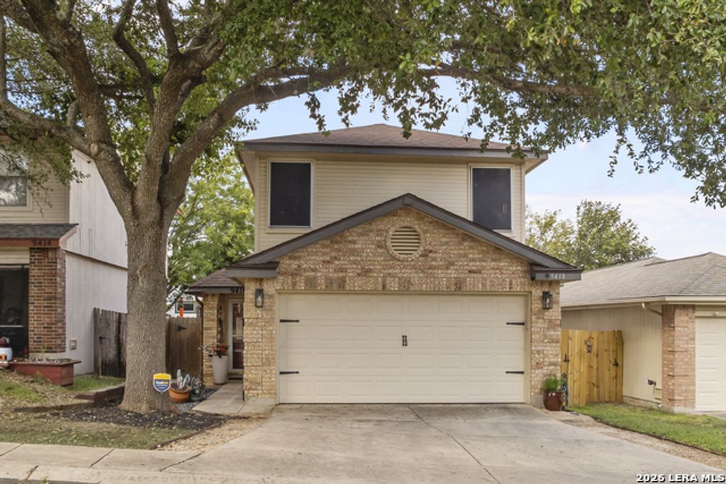 9418 Swans Crossing, San Antonio