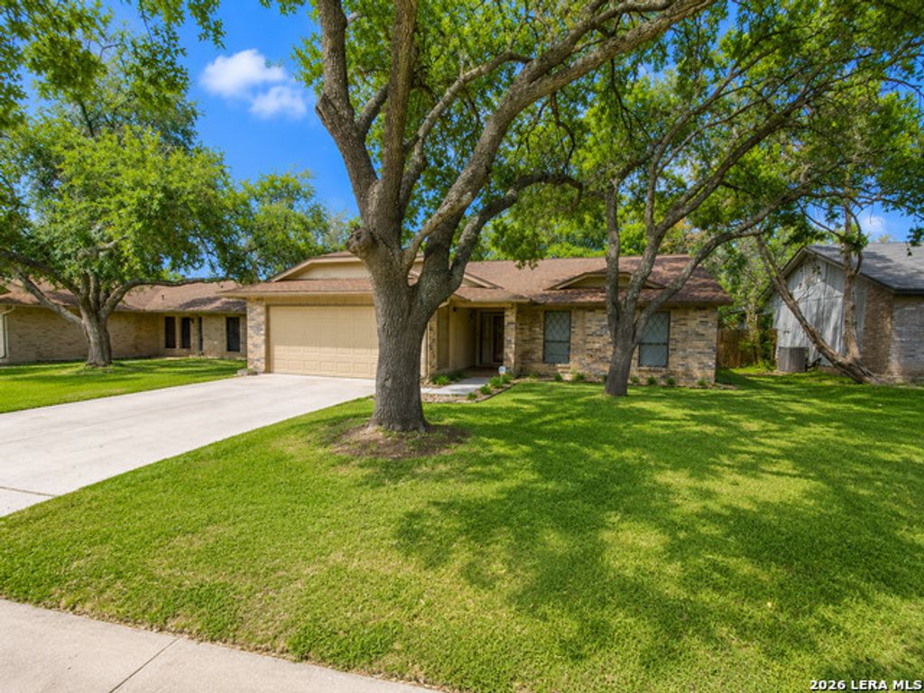 7161 Webbwood Way, San Antonio