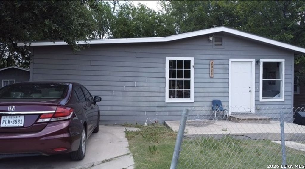 2035 Lyons St, San Antonio