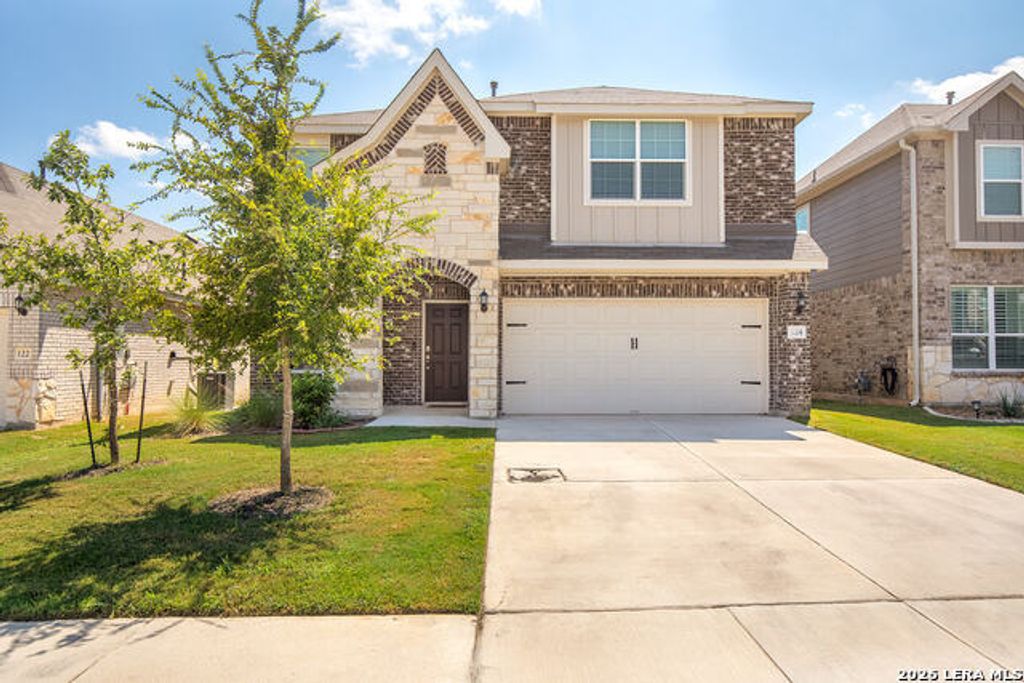 124 Inverness, Boerne