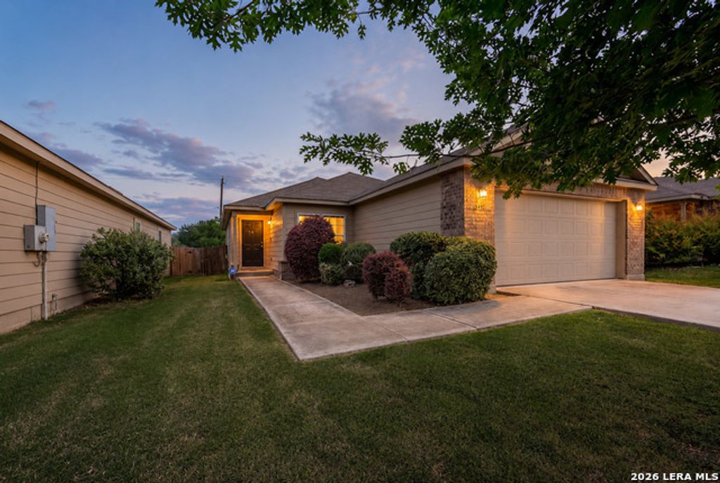 2339 Camberly, Converse