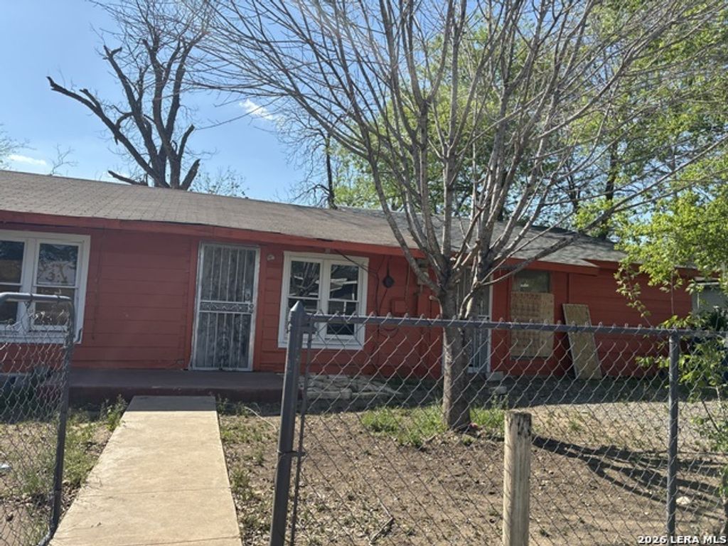 927 Crittendon St, San Antonio