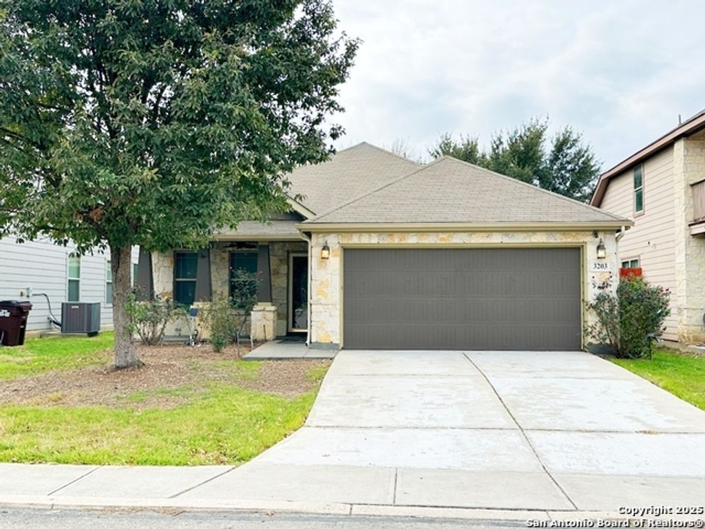 3203 Candleside Dr, San Antonio