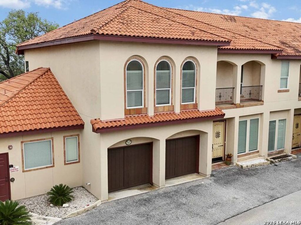 23510 Canyon Golf 101, San Antonio
