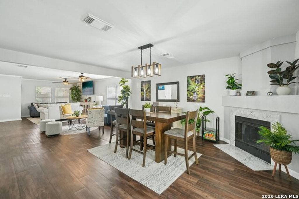 6434 Maverick Oak Drive, San Antonio