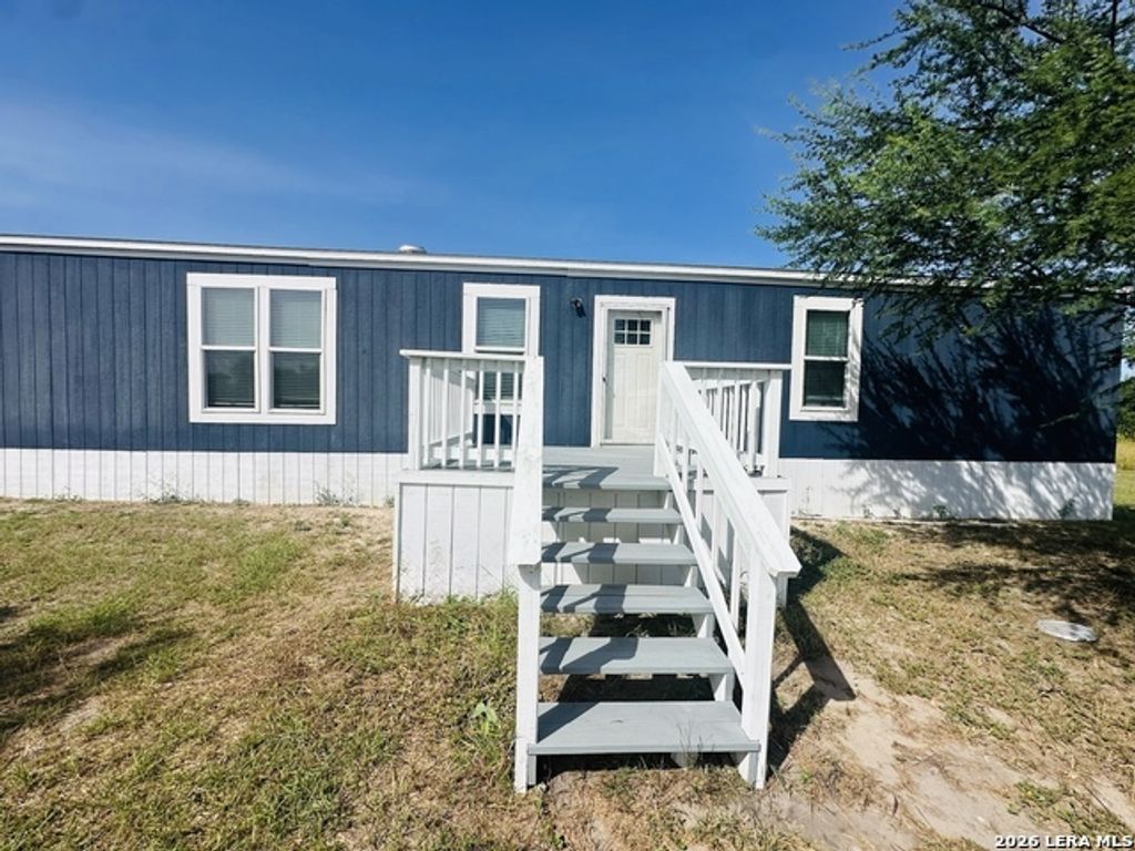 6738 Fm 1833, Robstown