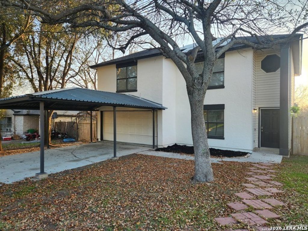2117 Farmsville, San Antonio
