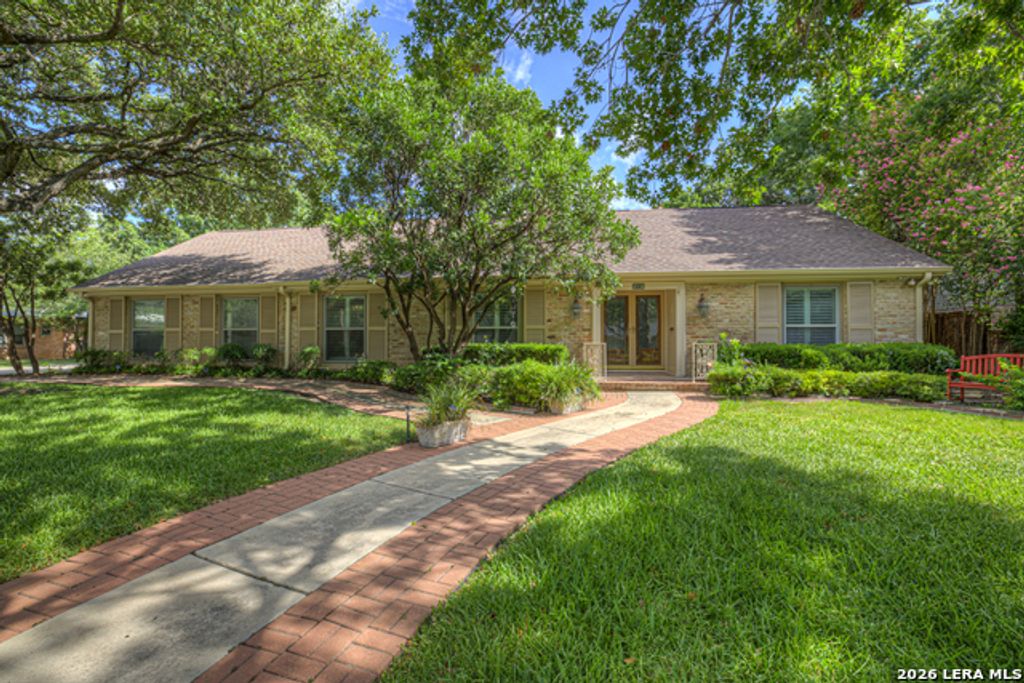 211 Royal Oaks, San Antonio