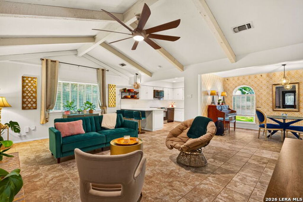 6107 Forest Bend, San Antonio