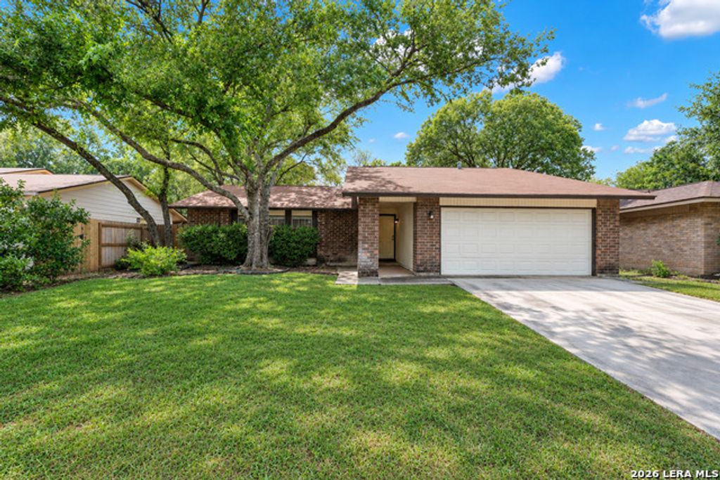 8651 Bristlecone St, San Antonio