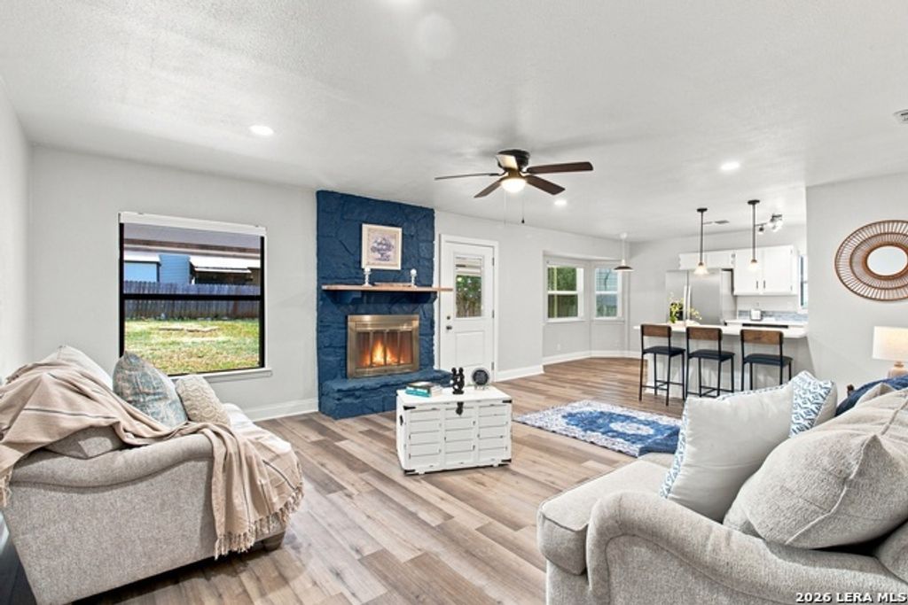 7114 Clipper Ridge Dr, Converse