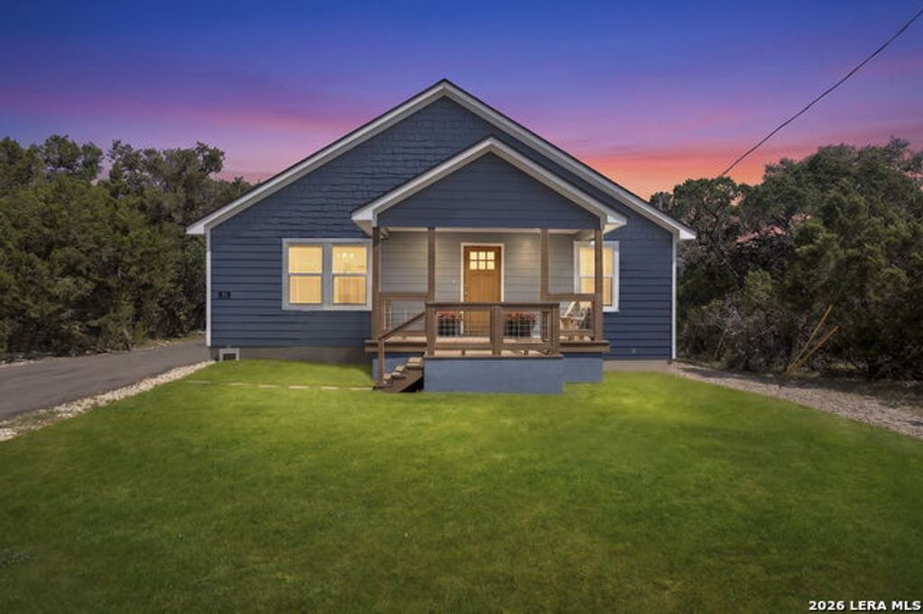 185 Northeast, Bandera