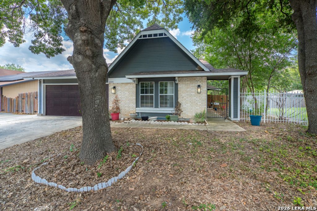 10341 Country Bluff, San Antonio