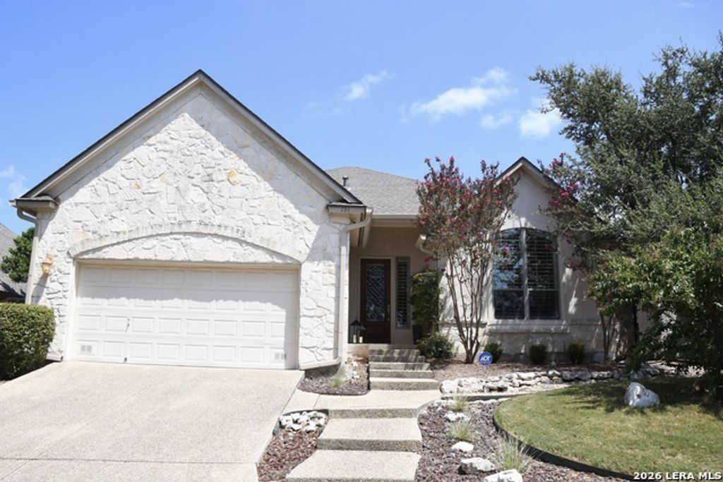 131 Garden Trace, San Antonio