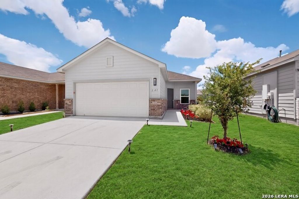 2147 Collins Alley, Converse